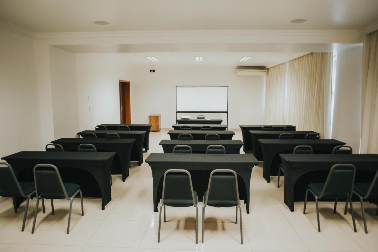 Arua Hotel, Restaurante E Convencoes